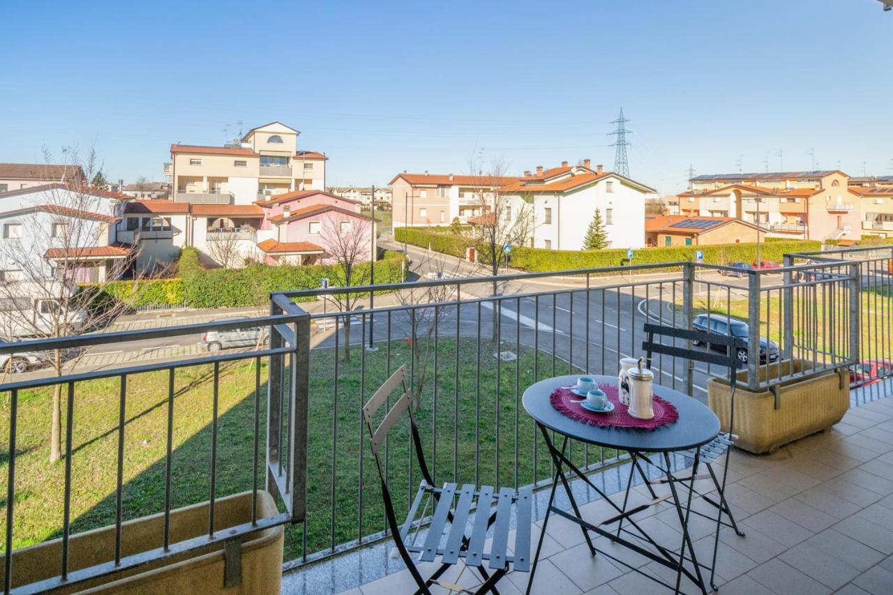 Appartement Parma Fiere Studio Con Parcheggio E Balcone Extérieur photo