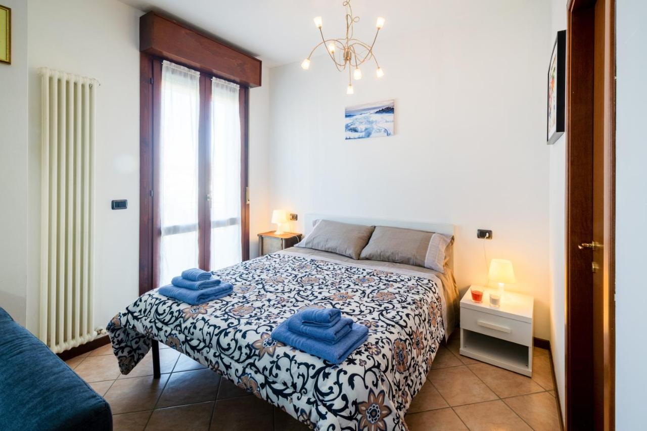 Appartement Parma Fiere Studio Con Parcheggio E Balcone Extérieur photo